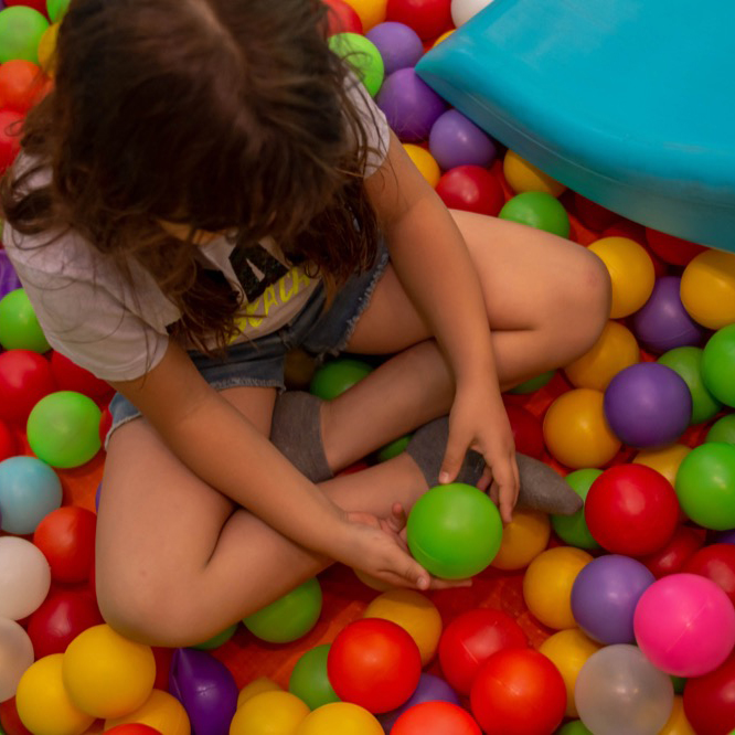 Salon-Juegos-Justo6